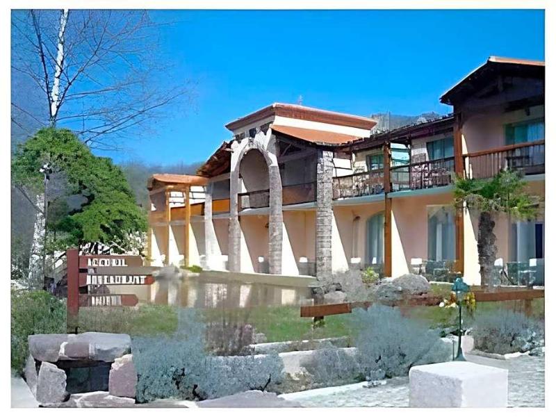 Le Domaine De Falgos Golf Spa image
