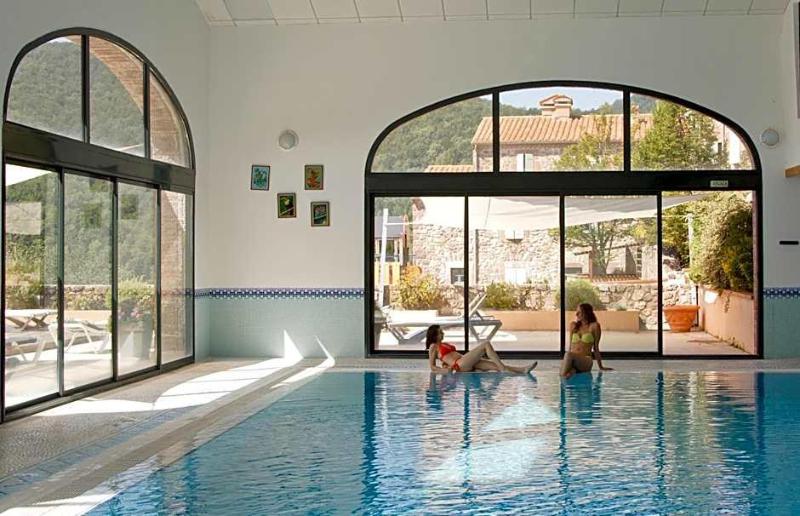 Le Domaine De Falgos Golf Spa image