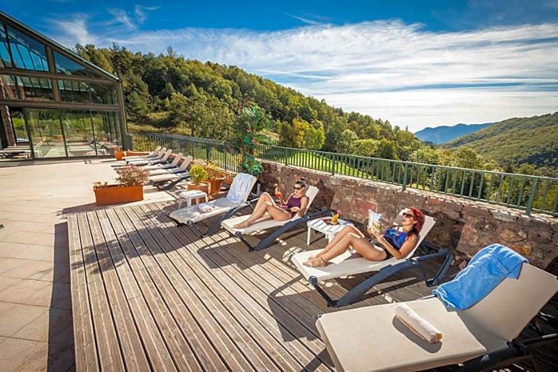 Le Domaine De Falgos Golf Spa image