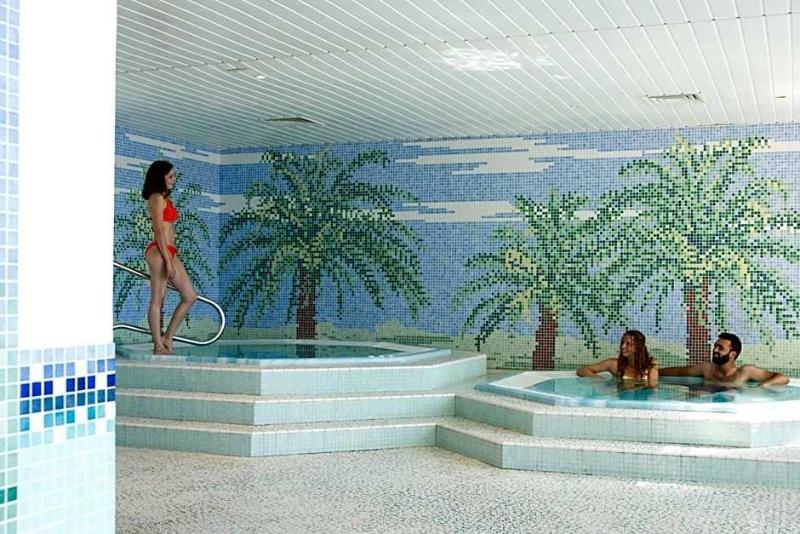 Le Domaine De Falgos Golf Spa image