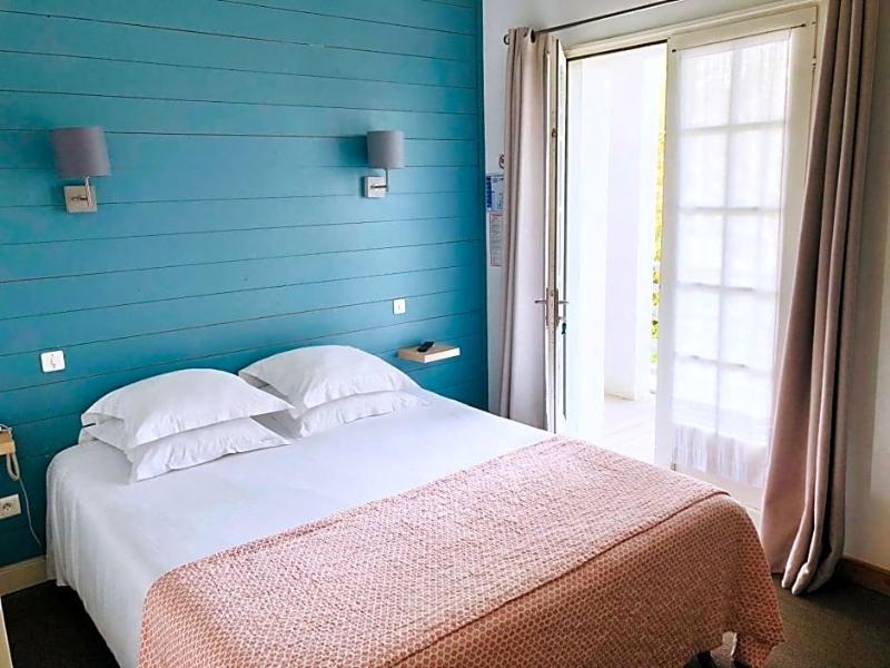 Hotel L Ocv An image