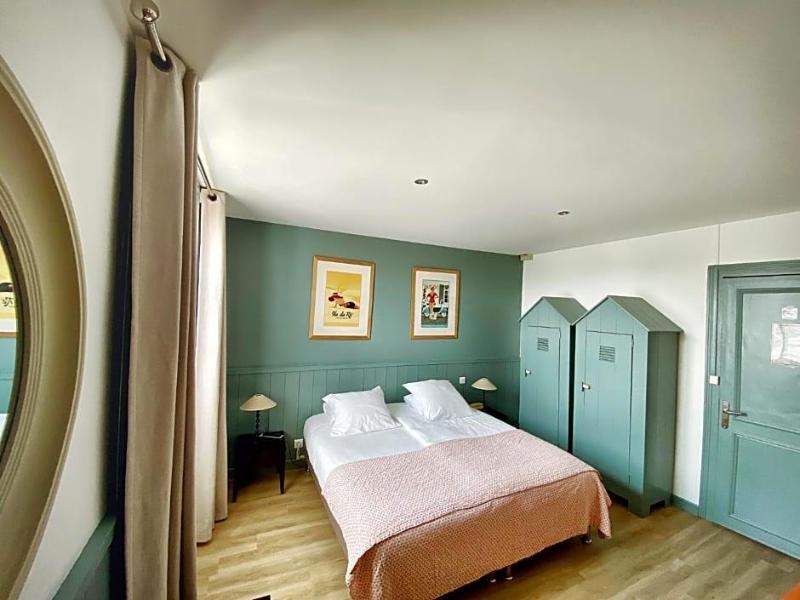 Hotel L Ocv An image