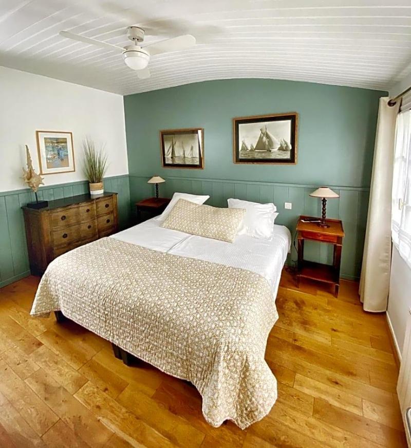Hotel L Ocv An image