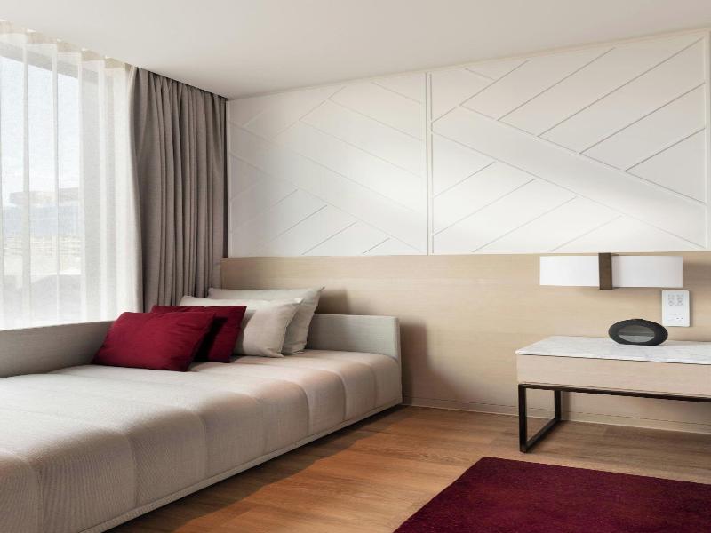Adelaide Marriott Hotel image