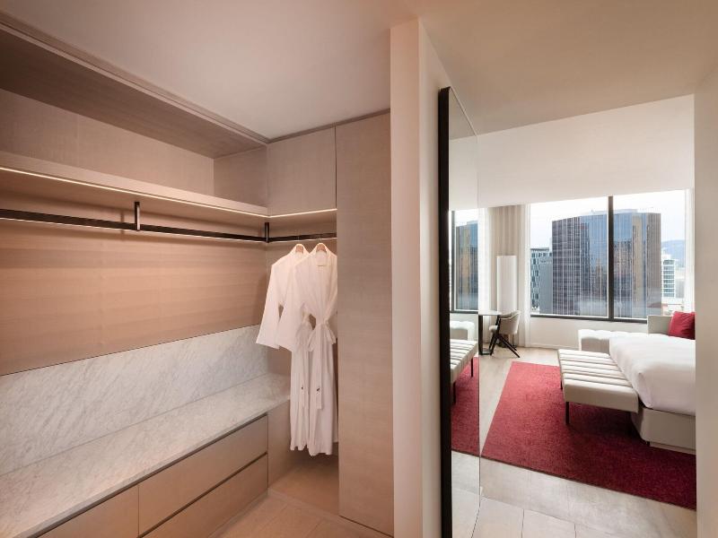 Adelaide Marriott Hotel image