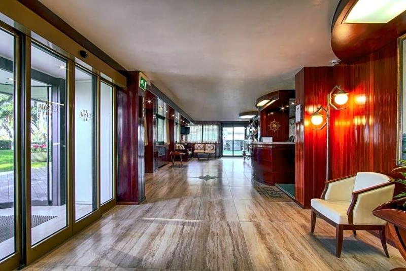 Hotel Caesar Residence & Spa image