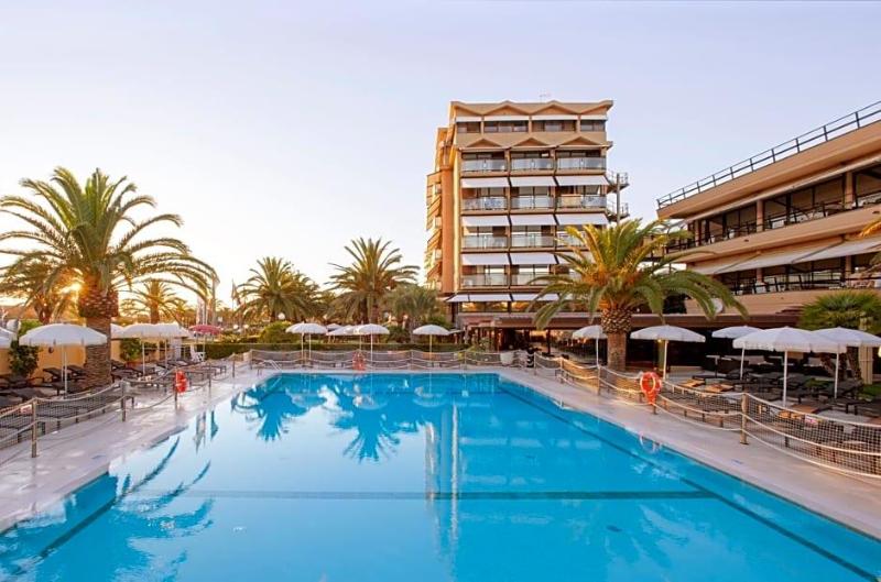 Hotel Caesar Residence & Spa image