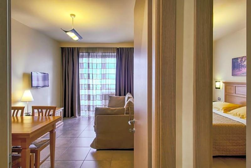 Hotel Caesar Residence & Spa image