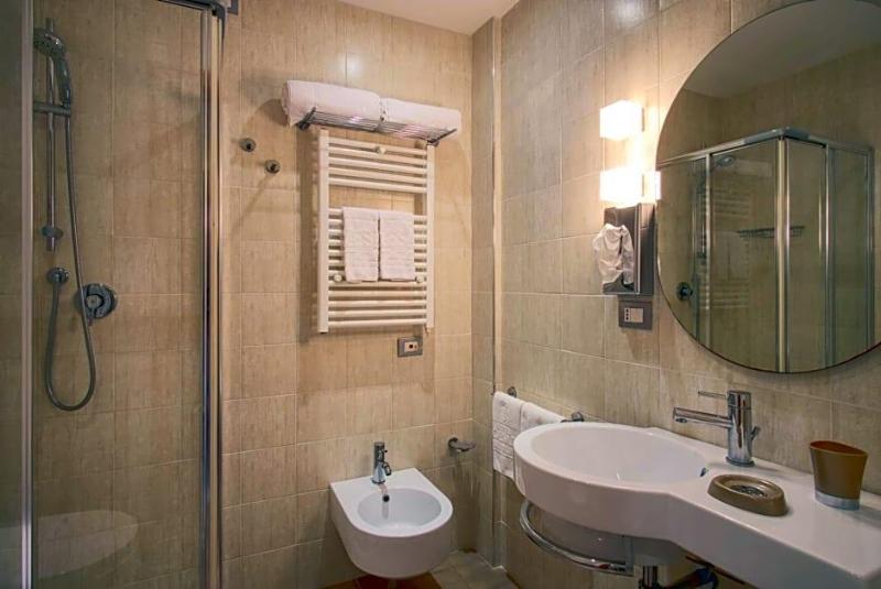 Hotel Caesar Residence & Spa image