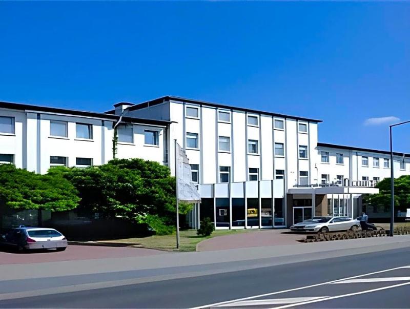 Hotel Bitterfelder Hof Mongoo Gmbh image