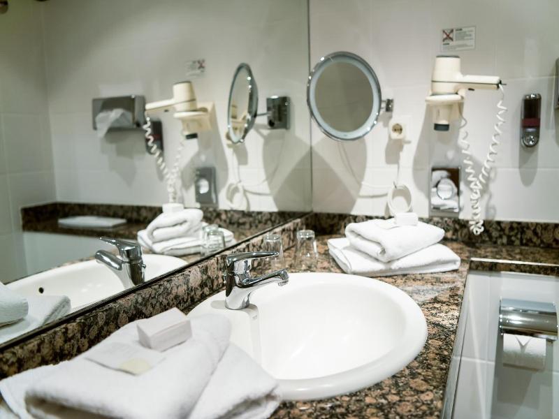 Ringhotel Dreilv Ndereck Zittau image