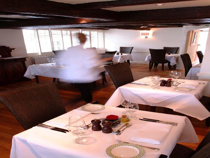 Lugger Hotel image