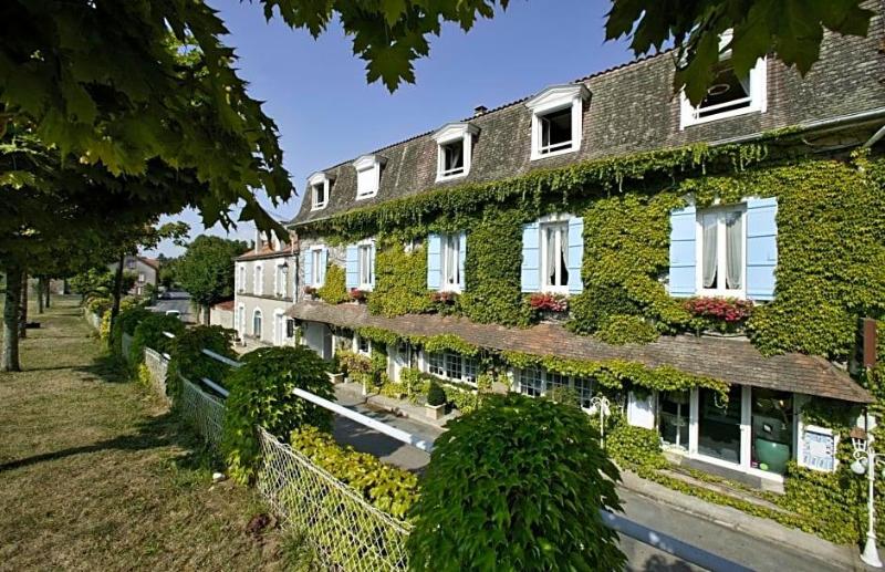 Hostellerie Saint Jacques image
