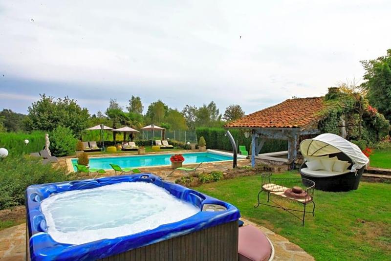 Hostellerie Saint Jacques image