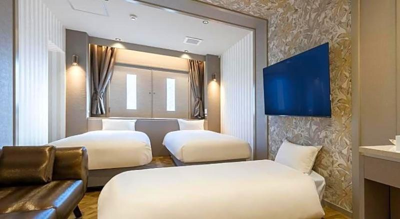 Hotel Noir Blanc image