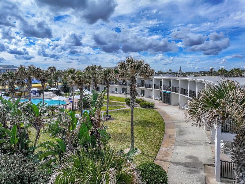 Seahorse Oceanfront Inn