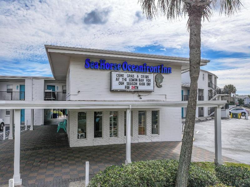 Seahorse Oceanfront Inn