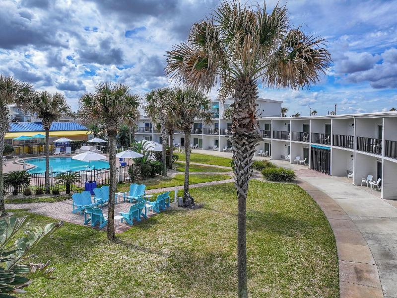 Seahorse Oceanfront Inn