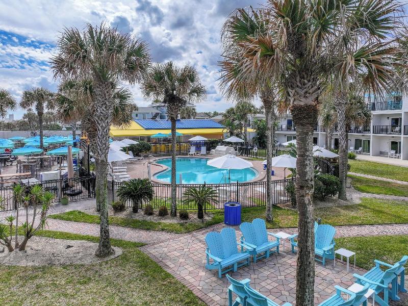 Seahorse Oceanfront Inn — photo 49
