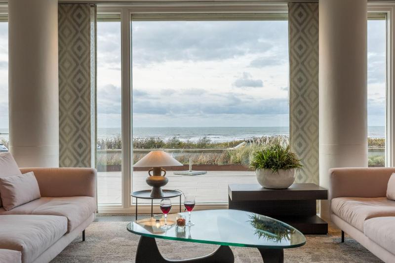 Hotel De Baak Seaside image