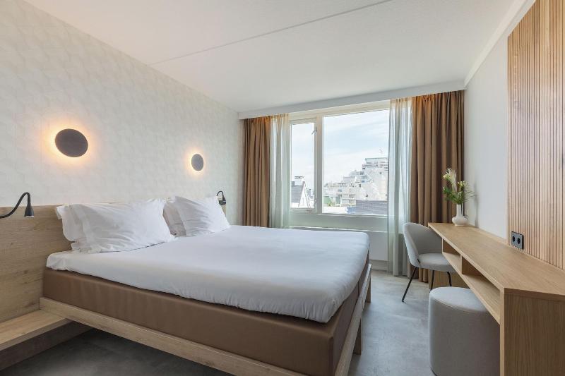 Hotel De Baak Seaside image