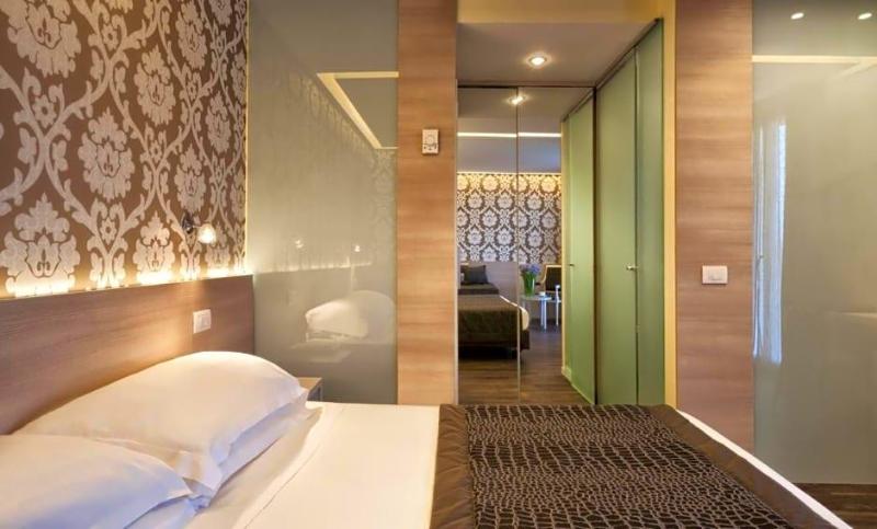Hotel Roma image
