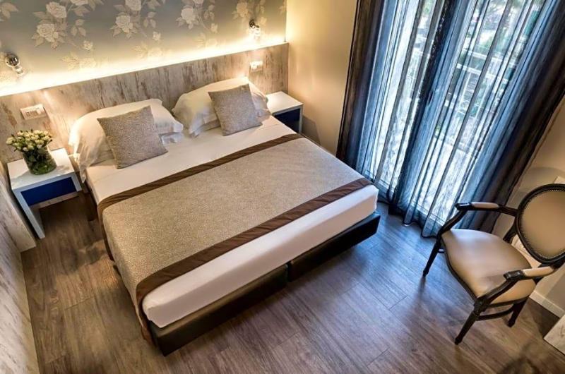 Hotel Roma image