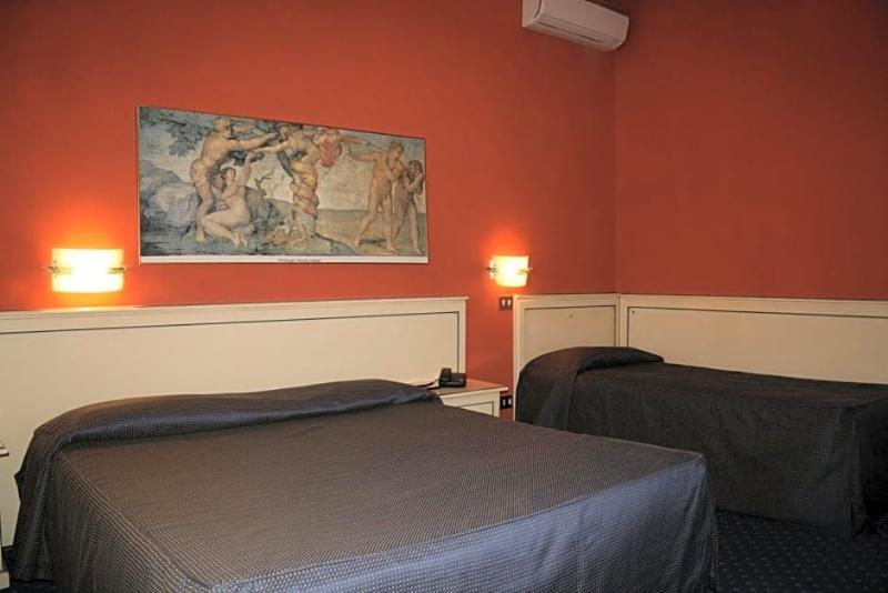 Hotel De La Ville image