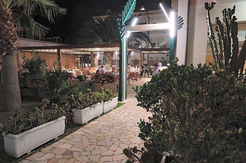 Hotel Garden image