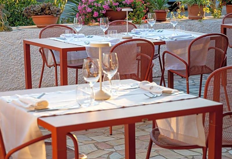 Hotel Garden image