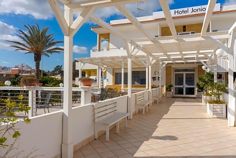 Hotel Jonio image
