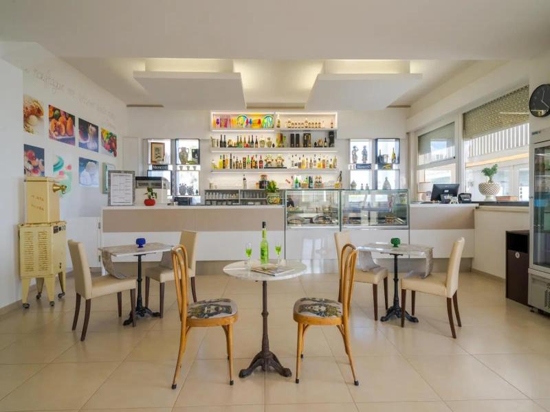 Hotel Jonio image