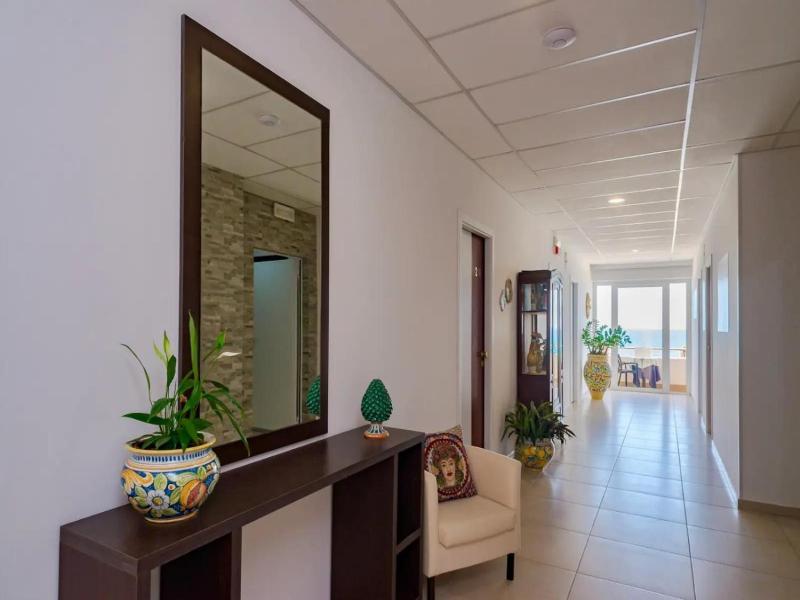 Hotel Jonio image