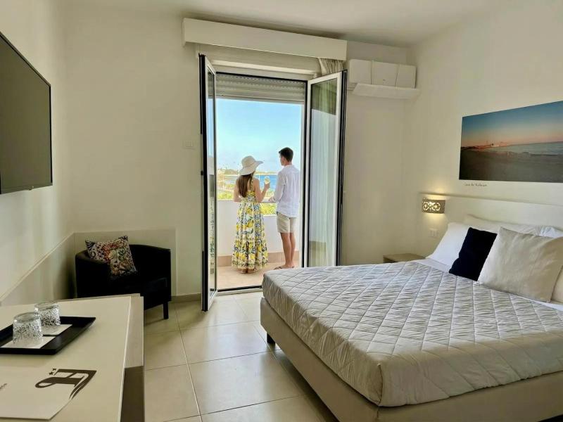 Hotel Jonio image