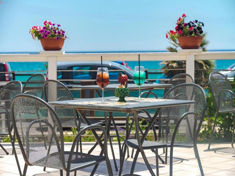 Hotel Jonio image