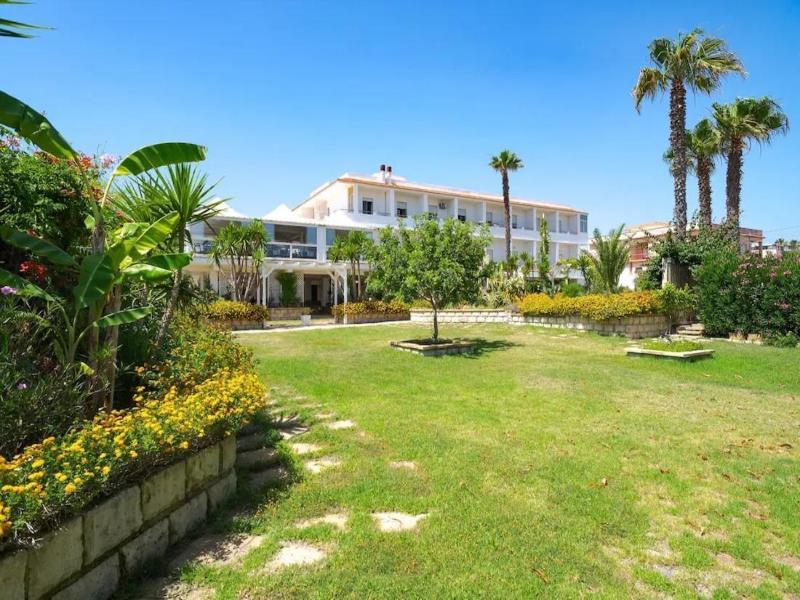 Hotel Jonio image