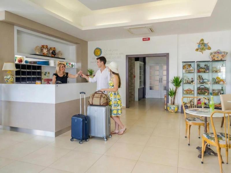 Hotel Jonio image