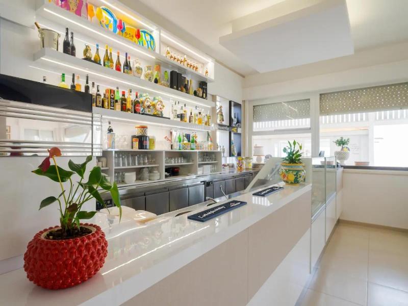 Hotel Jonio image