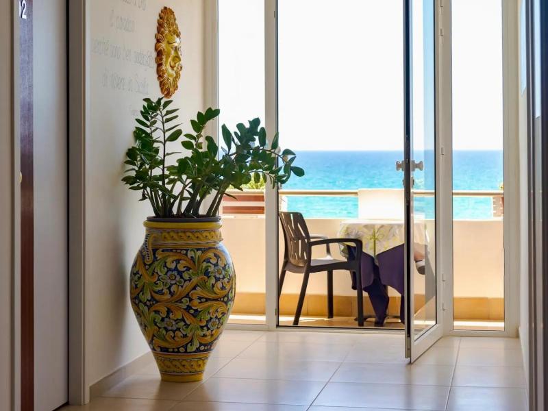 Hotel Jonio image