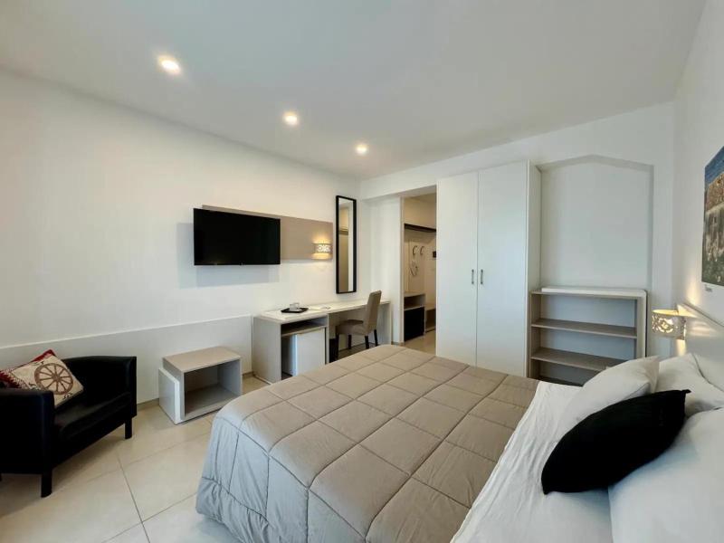 Hotel Jonio image