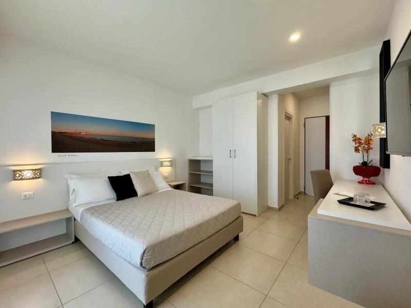 Hotel Jonio image