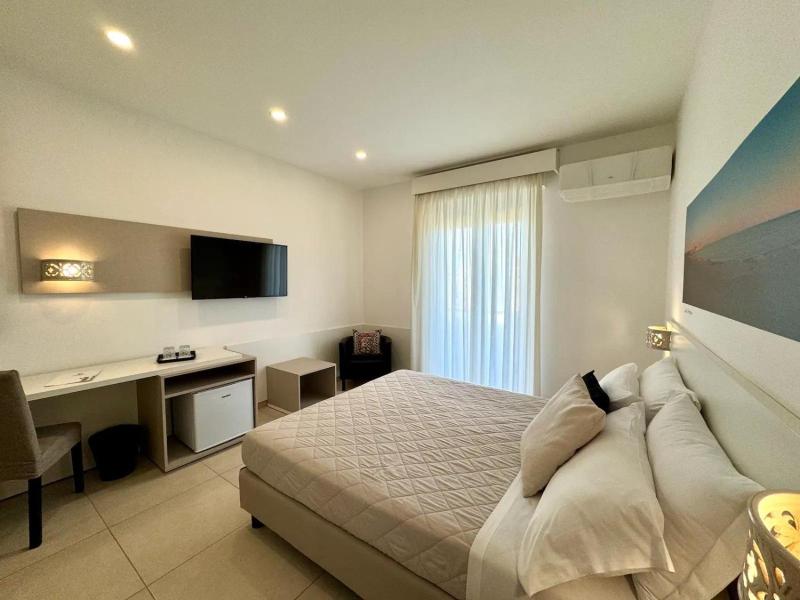 Hotel Jonio image