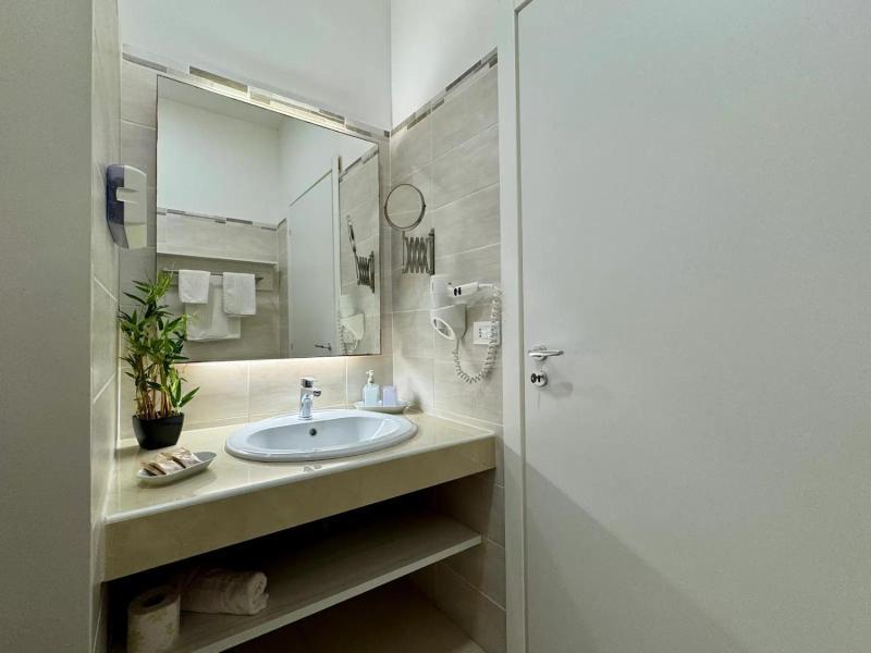 Hotel Jonio image