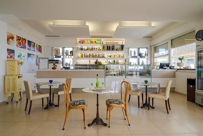 Hotel Jonio image