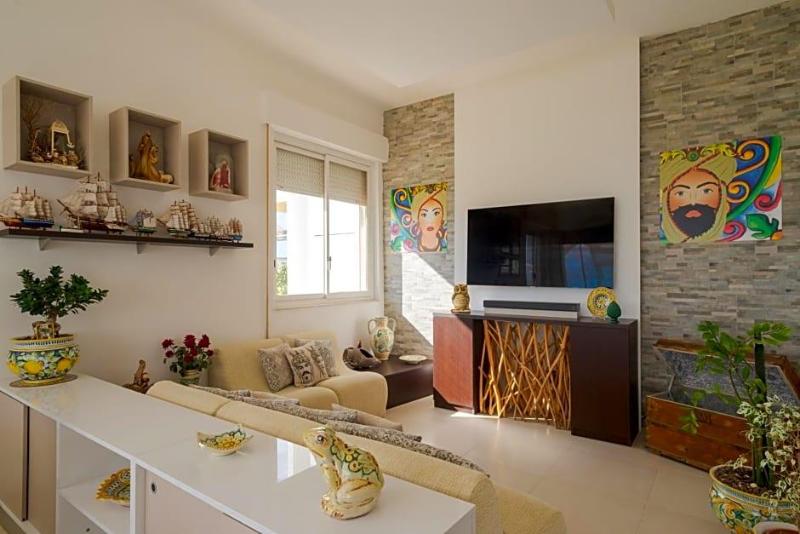 Hotel Jonio image
