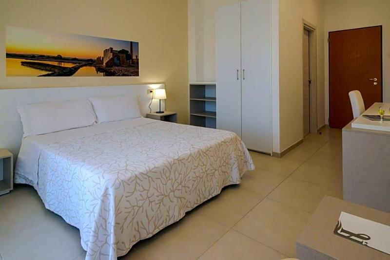 Hotel Jonio image