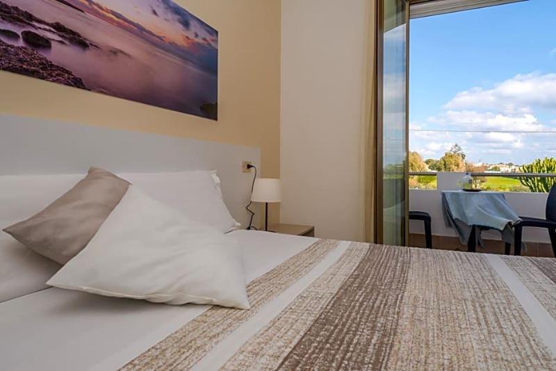 Hotel Jonio image