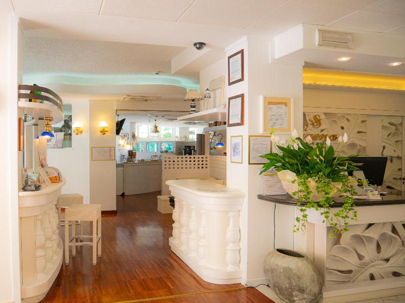 Sirena Boutique Hotel image