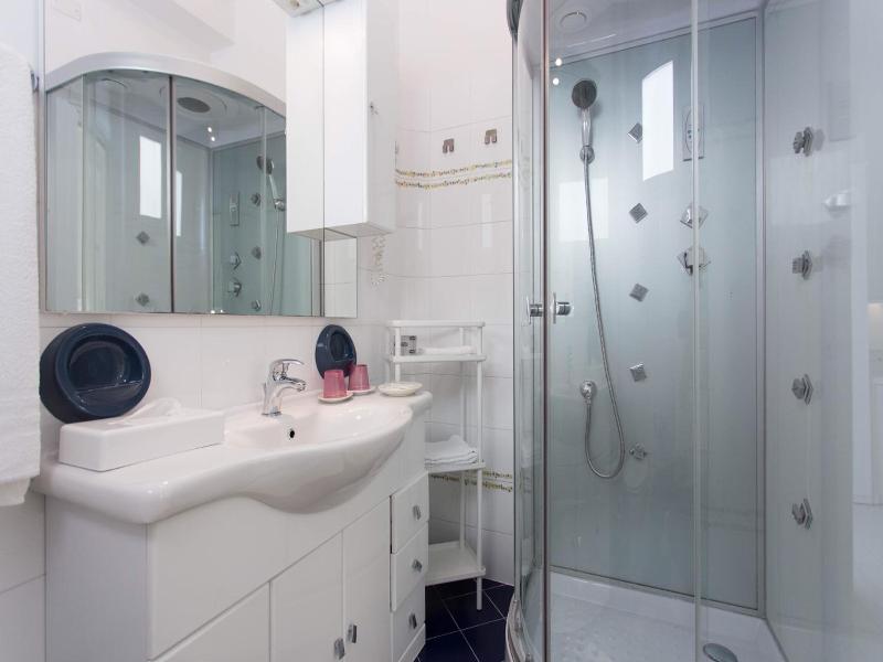 Sirena Boutique Hotel image