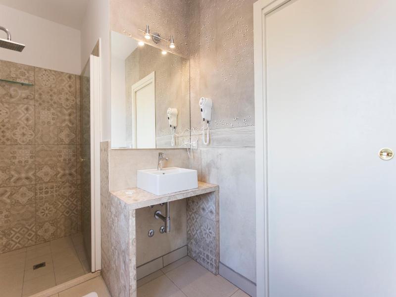 Sirena Boutique Hotel image
